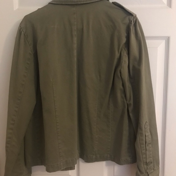 Old Navy womens utility jacket Sz L. Bottom front and button sleeves. EUC - Picture 4 of 5